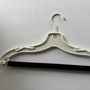 Vintage Hanger World Retail Grade Hanger